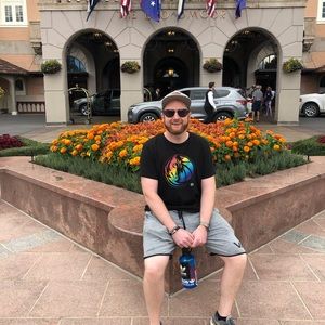 Meet your Posher, Zack